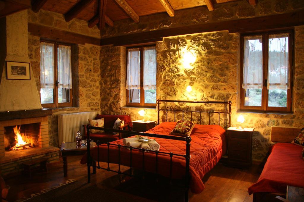 Pigi Tarlampa Hotel อาโน ตริคาลา ห้อง รูปภาพ